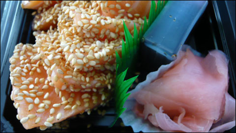 Sushi BÃ¢, Sashimi aux graines de sÃ©same